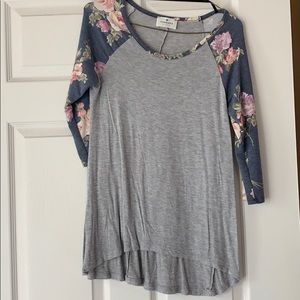 Threads half sleeve floral tee